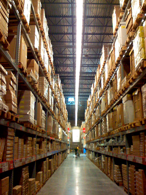 img/Ikea-Warehouse.jpg